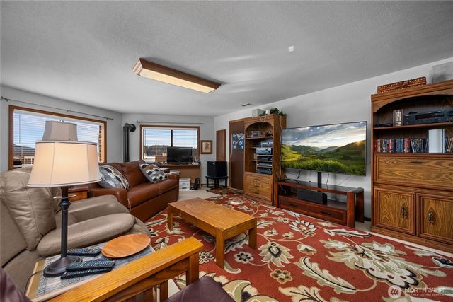 1807 Bradley Drive, Anacortes, WA 98221