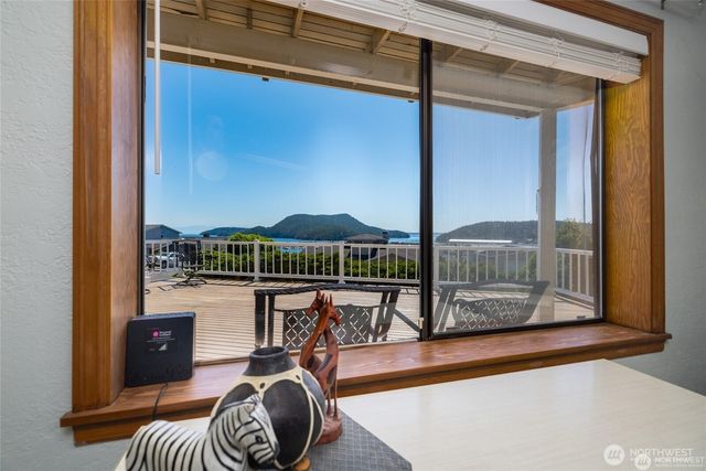 1807 Bradley Drive, Anacortes, WA 98221