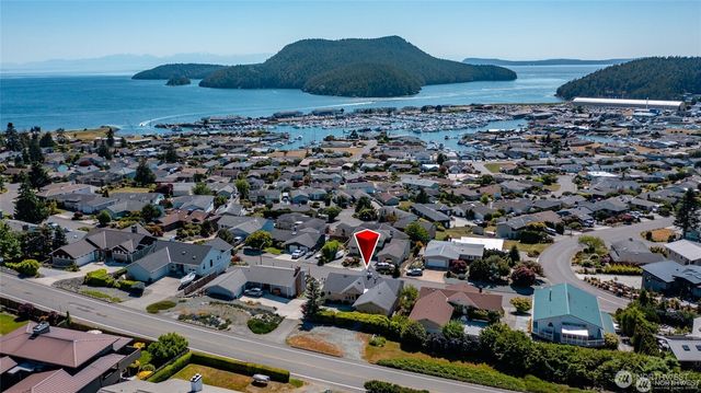 1807 Bradley Drive, Anacortes, WA 98221