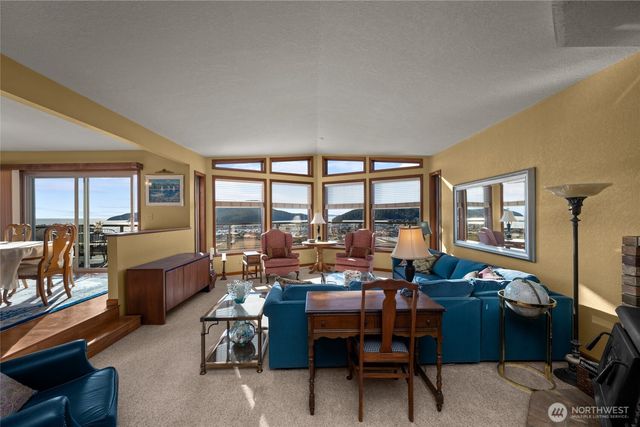 1807 Bradley Drive, Anacortes, WA 98221