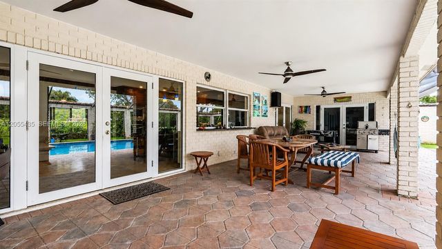 10981 NW 24th St, Coral Springs, FL 33065