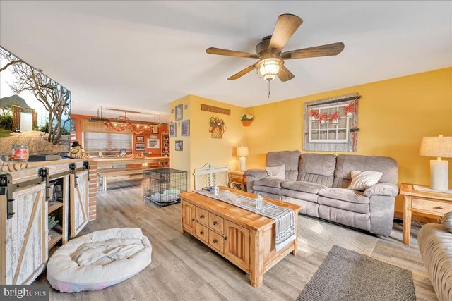 529 ENGLESVILLE RD, Boyertown, PA 19512