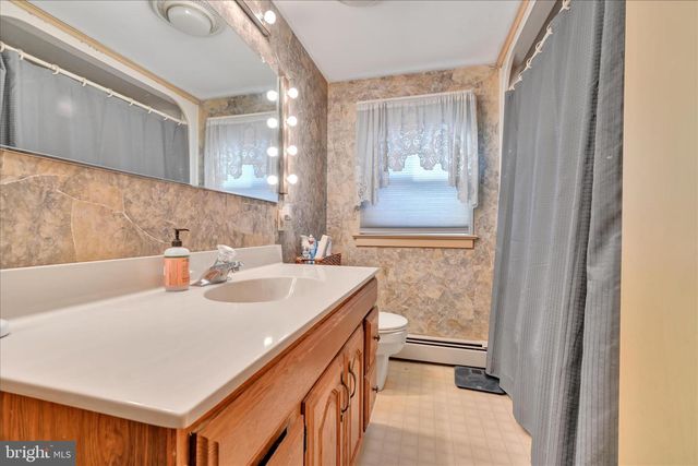 529 ENGLESVILLE RD, Boyertown, PA 19512