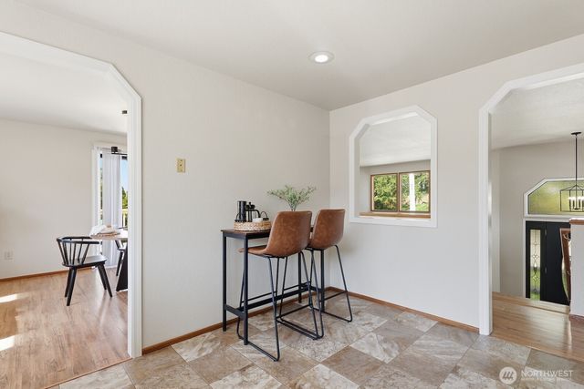 7247 NE 150th Street, Kenmore, WA 98028