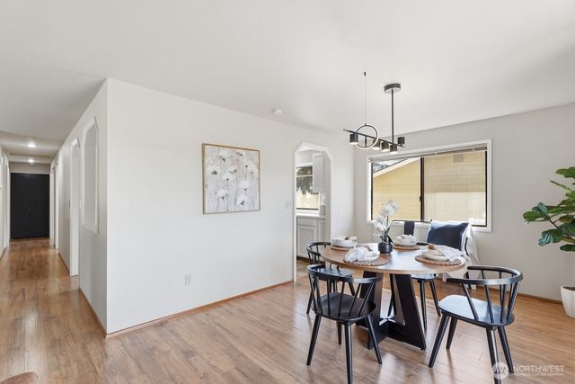 7247 NE 150th Street, Kenmore, WA 98028