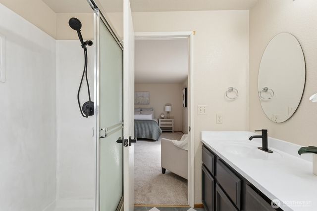 7247 NE 150th Street, Kenmore, WA 98028