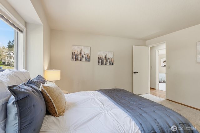 7247 NE 150th Street, Kenmore, WA 98028