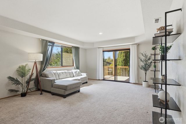 7247 NE 150th Street, Kenmore, WA 98028