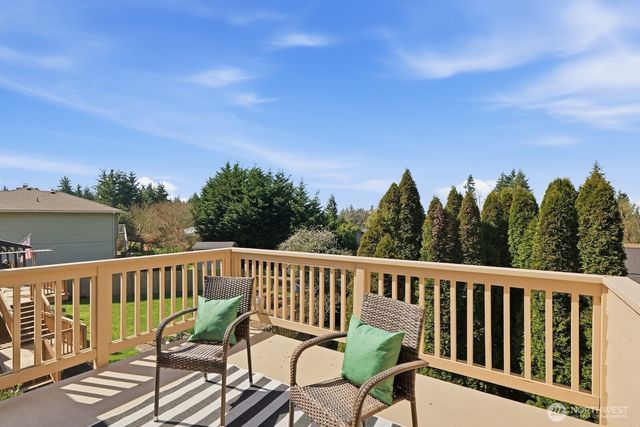 7247 NE 150th Street, Kenmore, WA 98028