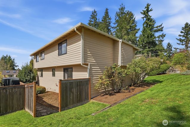 7247 NE 150th Street, Kenmore, WA 98028