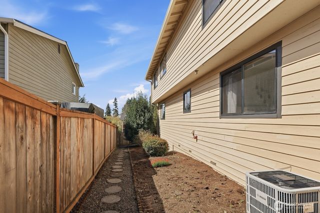 7247 NE 150th Street, Kenmore, WA 98028