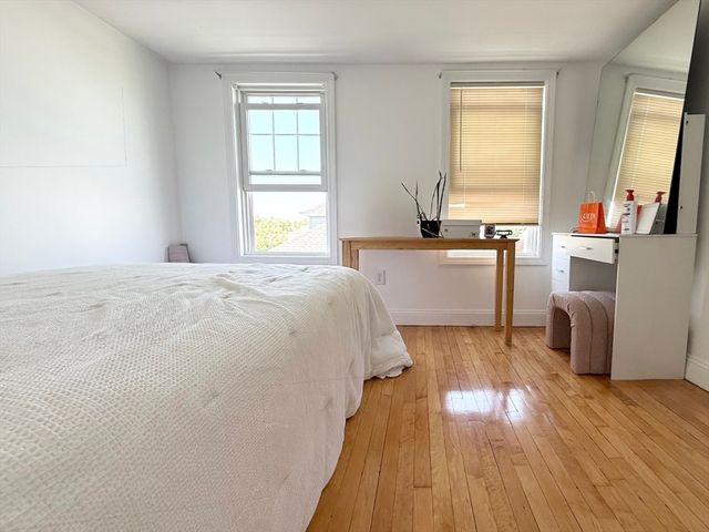 128 Lawrence St B, Medford, MA 02155