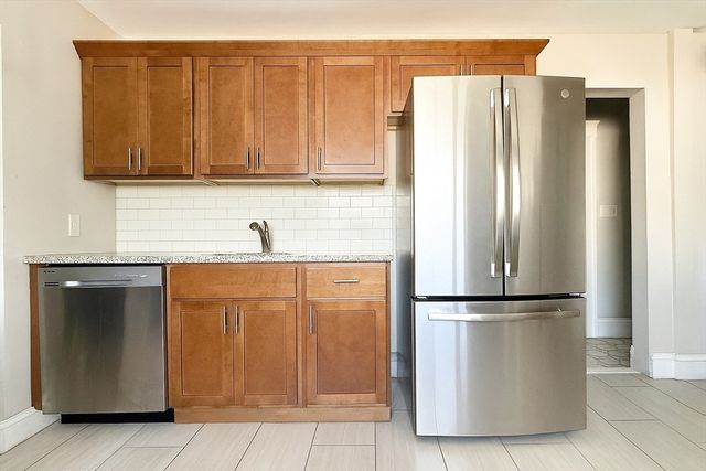 128 Lawrence St B, Medford, MA 02155