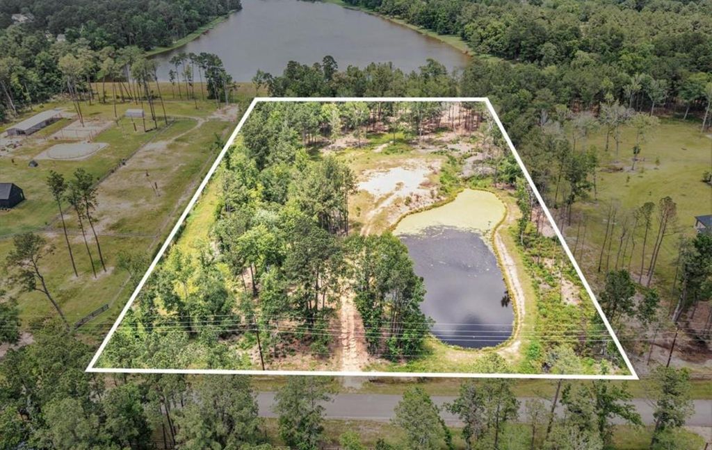 10114 Woodlane Boulevard, Magnolia, TX 77354