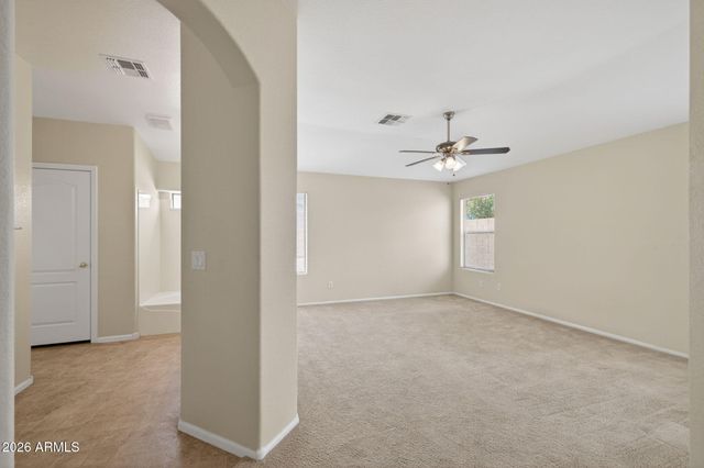 740 E MULE TRAIN Trail, San Tan Valley, AZ 85143