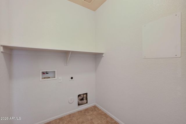 740 E MULE TRAIN Trail, San Tan Valley, AZ 85143
