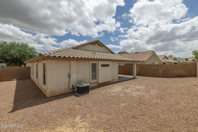 740 E MULE TRAIN Trail, San Tan Valley, AZ 85143