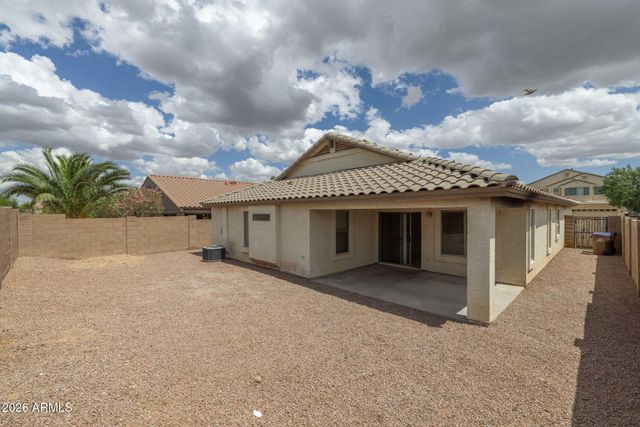 740 E MULE TRAIN Trail, San Tan Valley, AZ 85143