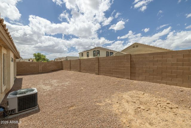 740 E MULE TRAIN Trail, San Tan Valley, AZ 85143