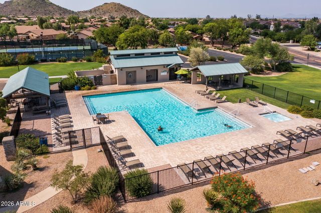 740 E MULE TRAIN Trail, San Tan Valley, AZ 85143