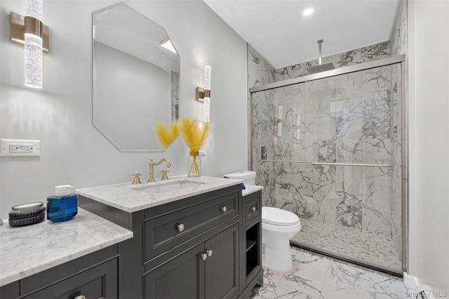 74 Roosevelt Road, Hyde Park, NY 12538