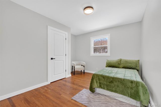 74 Roosevelt Road, Hyde Park, NY 12538