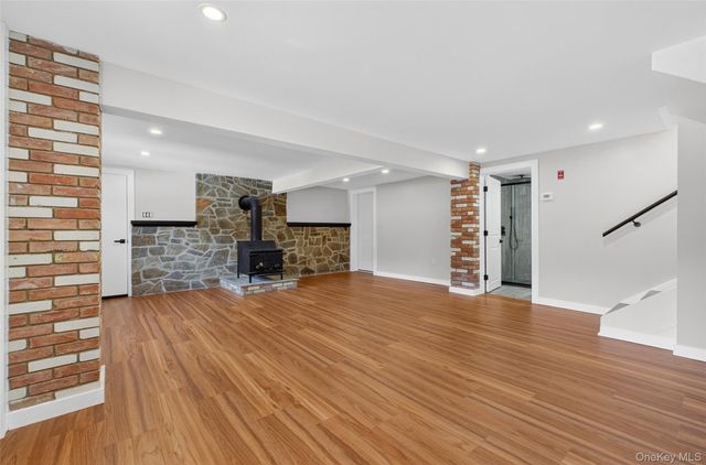 74 Roosevelt Road, Hyde Park, NY 12538