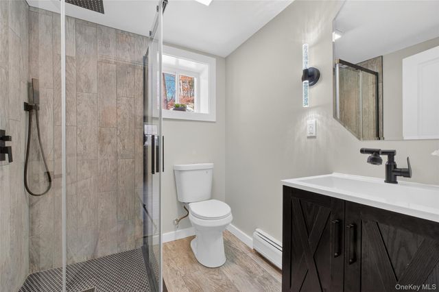 74 Roosevelt Road, Hyde Park, NY 12538