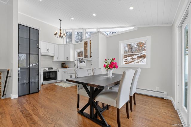 74 Roosevelt Road, Hyde Park, NY 12538