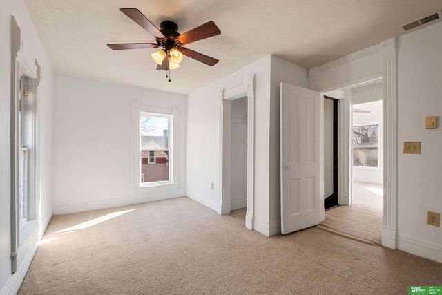 225 N 4th Street, Arlington, NE 68002