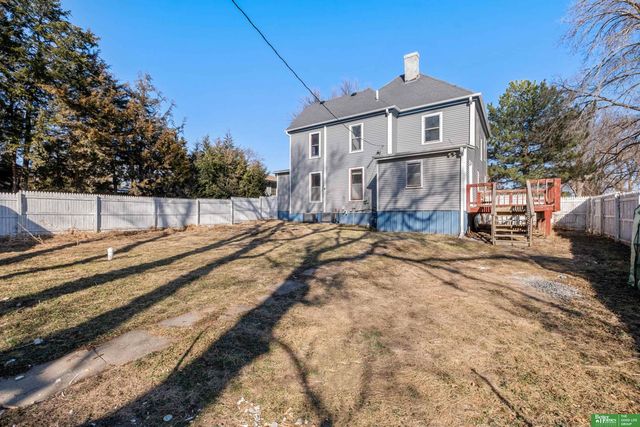 225 N 4th Street, Arlington, NE 68002