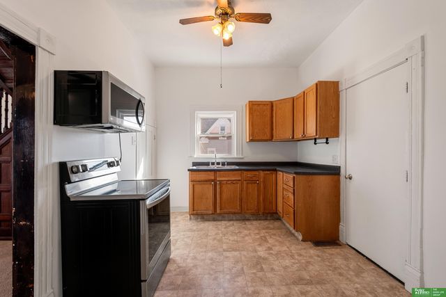 225 N 4th Street, Arlington, NE 68002