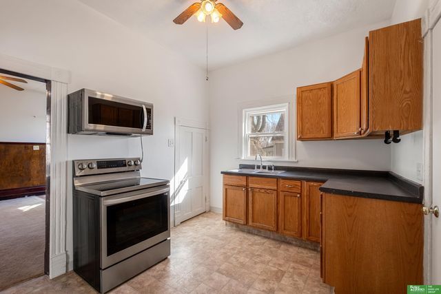 225 N 4th Street, Arlington, NE 68002