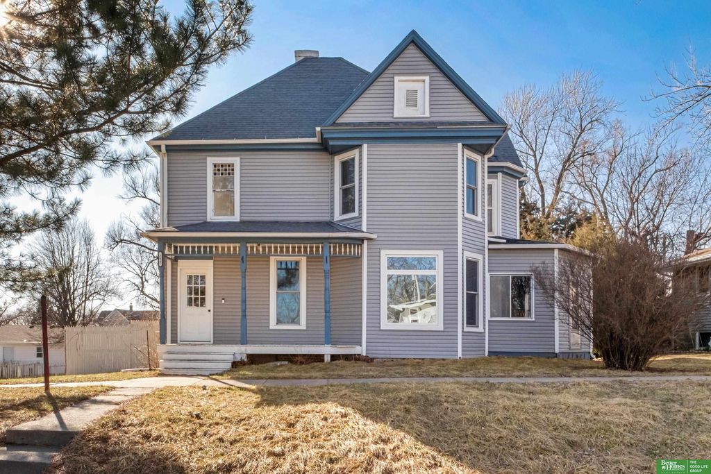 225 N 4th Street, Arlington, NE 68002