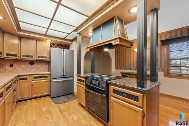 5805 W 50th St Street, Sioux Falls, SD 57106