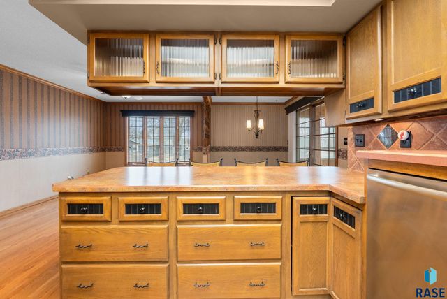 5805 W 50th St Street, Sioux Falls, SD 57106