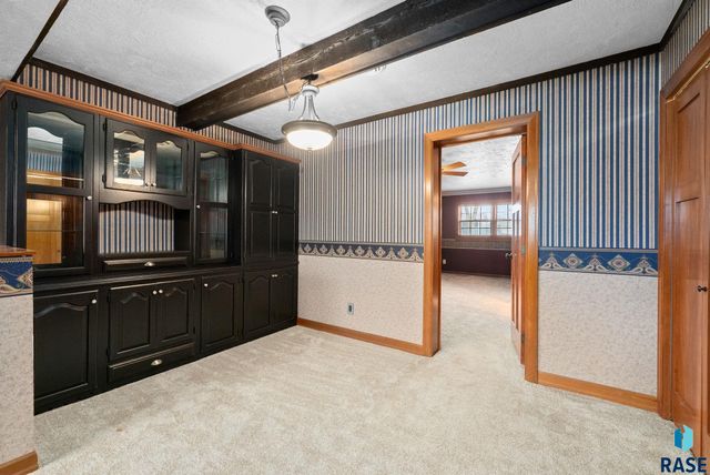 5805 W 50th St Street, Sioux Falls, SD 57106