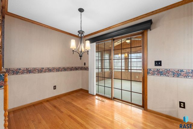 5805 W 50th St Street, Sioux Falls, SD 57106