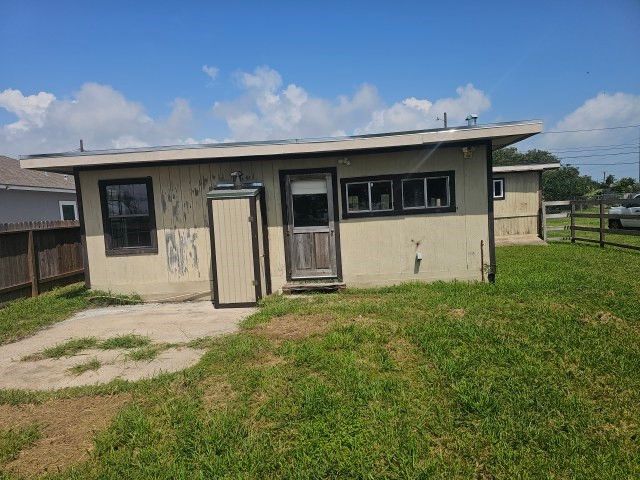 525 Jane Street, Corpus Christi, TX 78418
