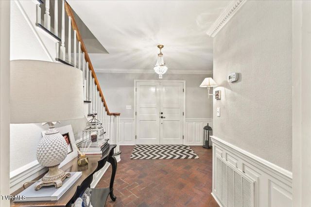 1905 Sherwood Drive, Johnson City, TN 37601