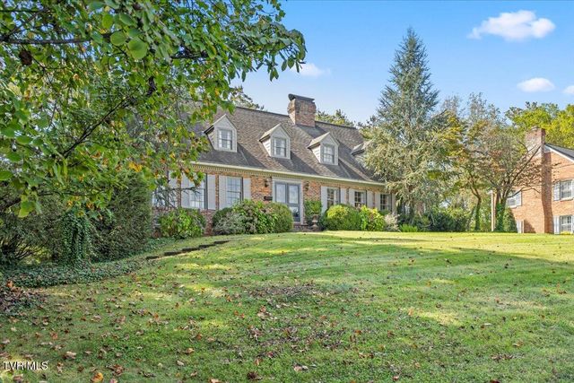 1905 Sherwood Drive, Johnson City, TN 37601