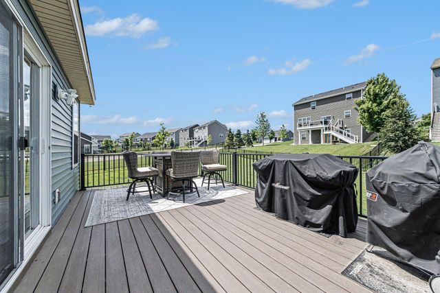 1321 Chestnut Circle, Carver, MN 55315