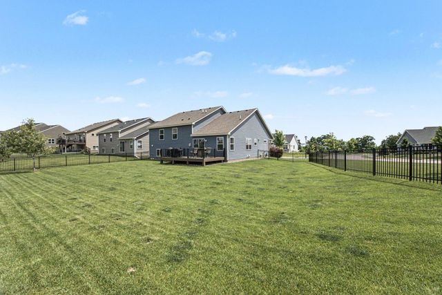 1321 Chestnut Circle, Carver, MN 55315