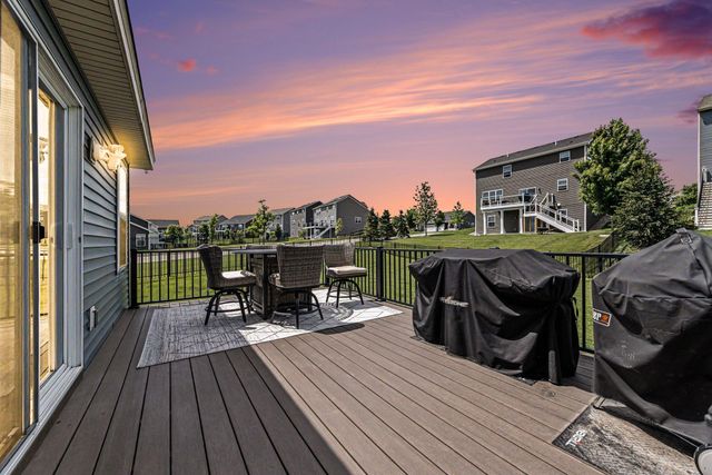 1321 Chestnut Circle, Carver, MN 55315