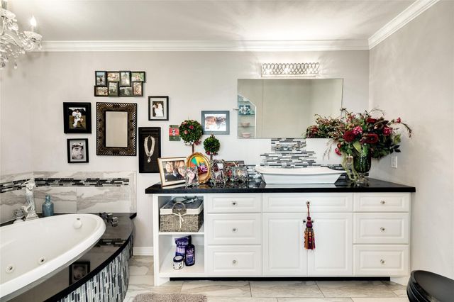 8302 Seawall Boulevard 5, Galveston, TX 77554