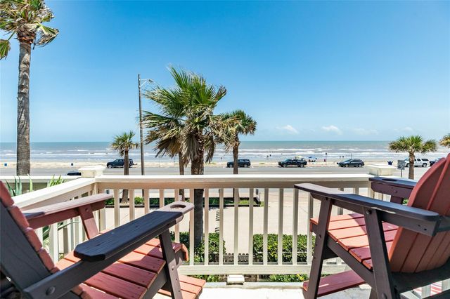 8302 Seawall Boulevard 5, Galveston, TX 77554
