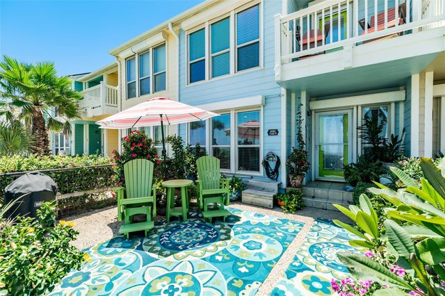 8302 Seawall Boulevard 5, Galveston, TX 77554