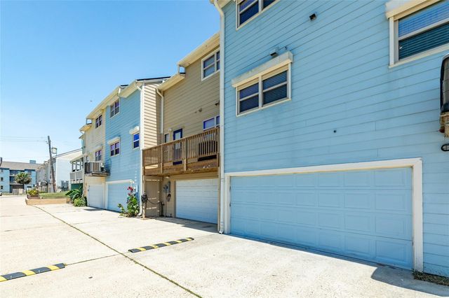 8302 Seawall Boulevard 5, Galveston, TX 77554