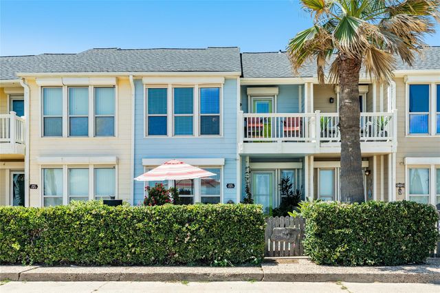 8302 Seawall Boulevard 5, Galveston, TX 77554