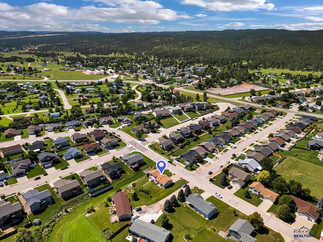 537 S 16TH ST, Hot Springs, SD 57747